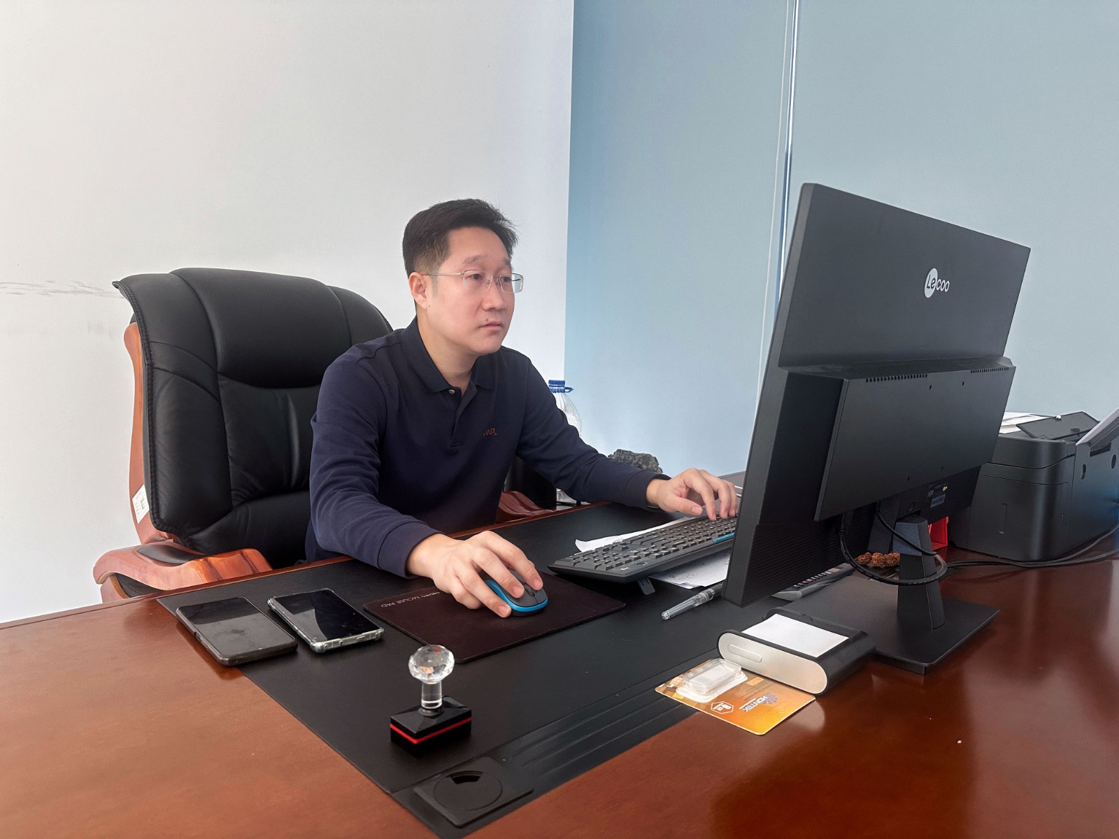 小图.jpg 小图.jpg